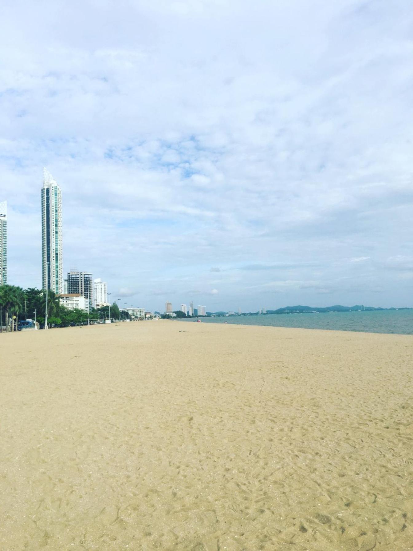 1 Bedroom Seaview Jomtein 9Th Jomtien Beach Esterno foto