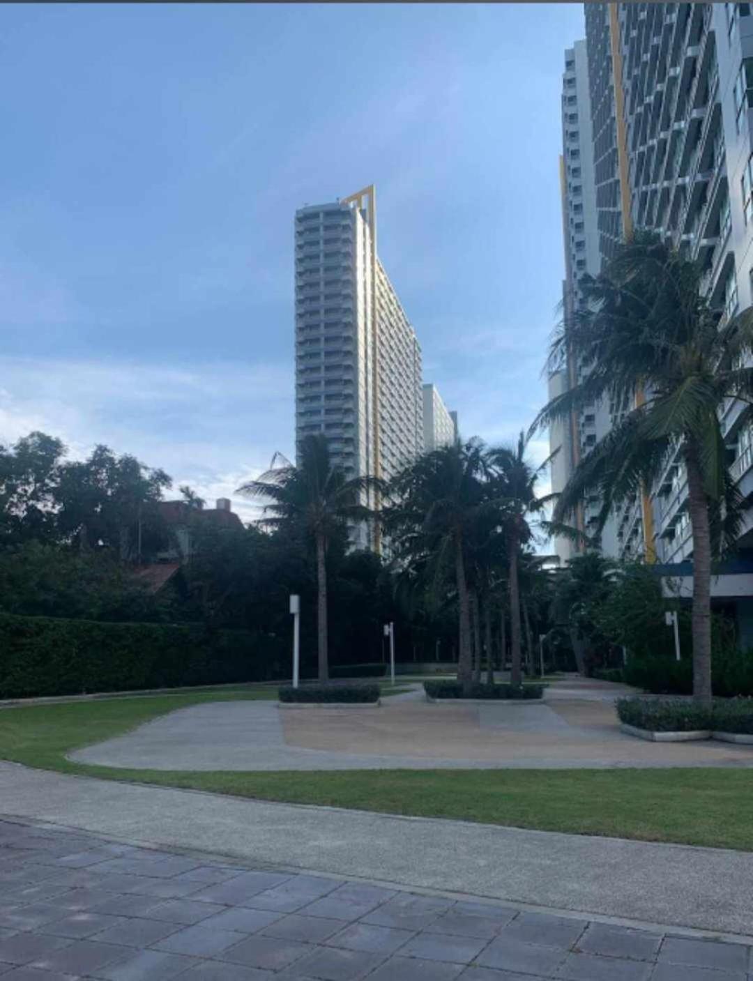 1 Bedroom Seaview Jomtein 9Th Jomtien Beach Esterno foto